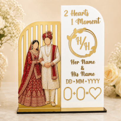 Couple Wedding Keepsake Stand